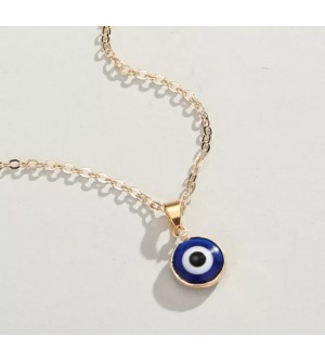 collier avec pendentif oeil